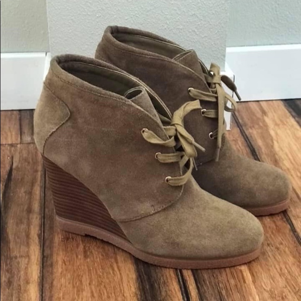 Wedge booties